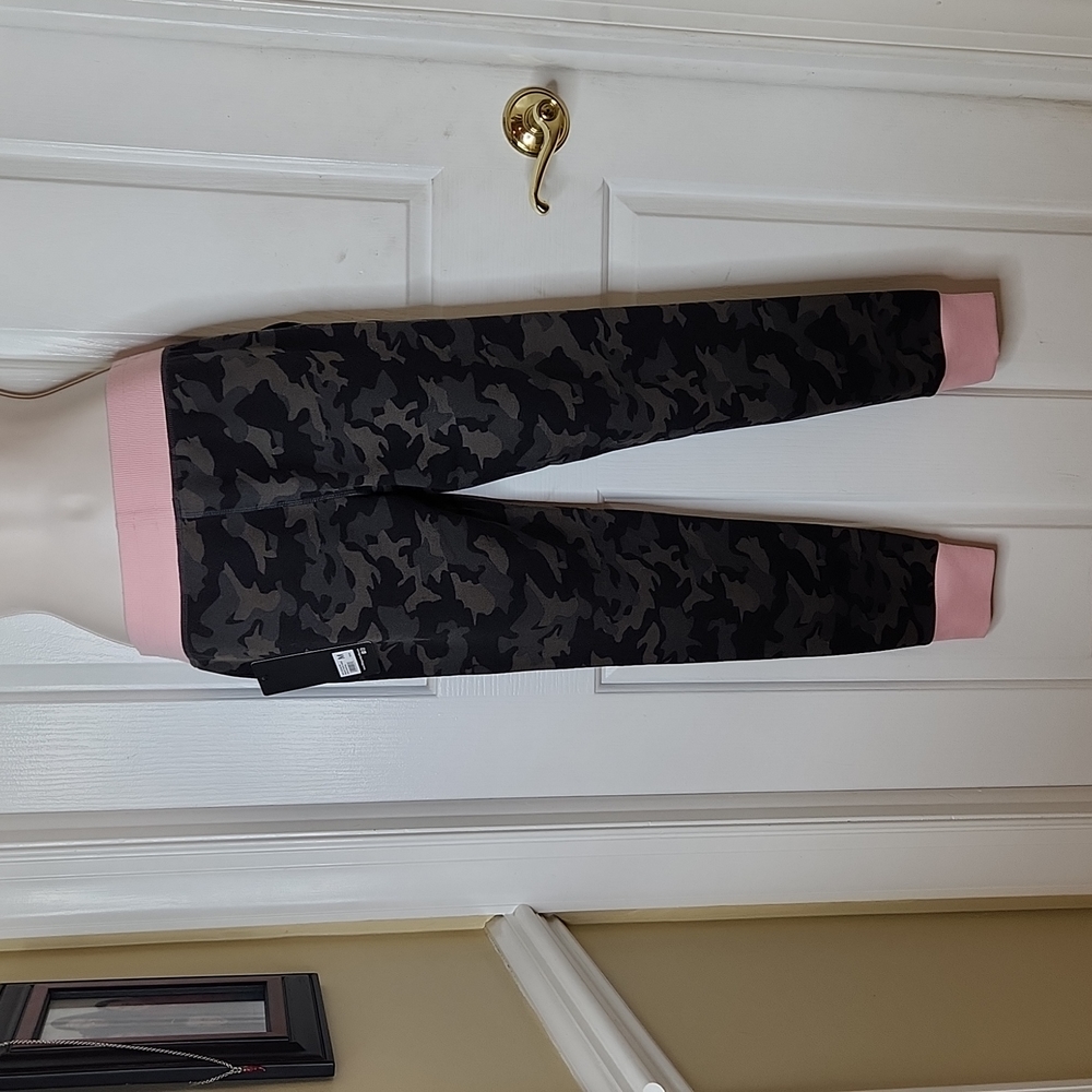 Jr size MEDIUM bottoms